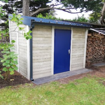 Abri de jardin en béton aspect bois 1 pente